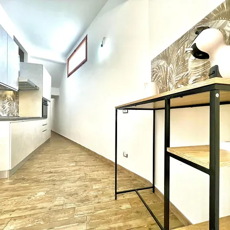 Lägenhet Casa In Paese